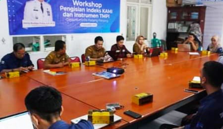 Kominfo Padang Panjang saat gelar Workshop pengisian IKAMI, Selasa (21/11/2023) siang.